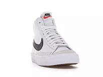 Фото № 3 с приближением к товару «‎Nike Blazer Mid 77 White Black »