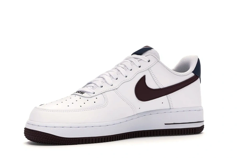 Фото № 3 с приближением к товару «‎Nike Air Force 1 Low Obsidian/White-University Red»