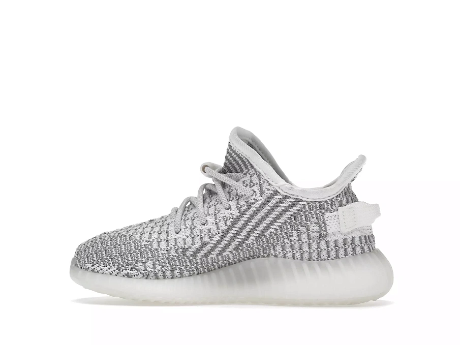 Фото № 6 с приближением к товару «‎adidas Yeezy Boost 350 V2 Static (Non-Reflective) (Infants)»