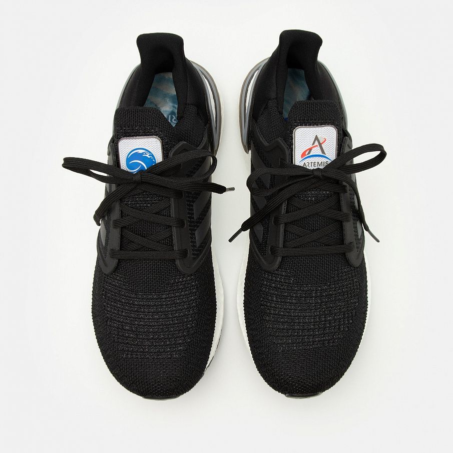 Фото № 4 с приближением к товару «‎Adidas Ultraboost 20 Dna»