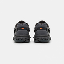 Фото № 3 с приближением к товару «‎Adidas Oztral »