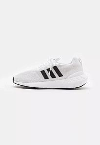 Фото № 1 с приближением к товару «‎SWIFT RUN 22 UNISEX»