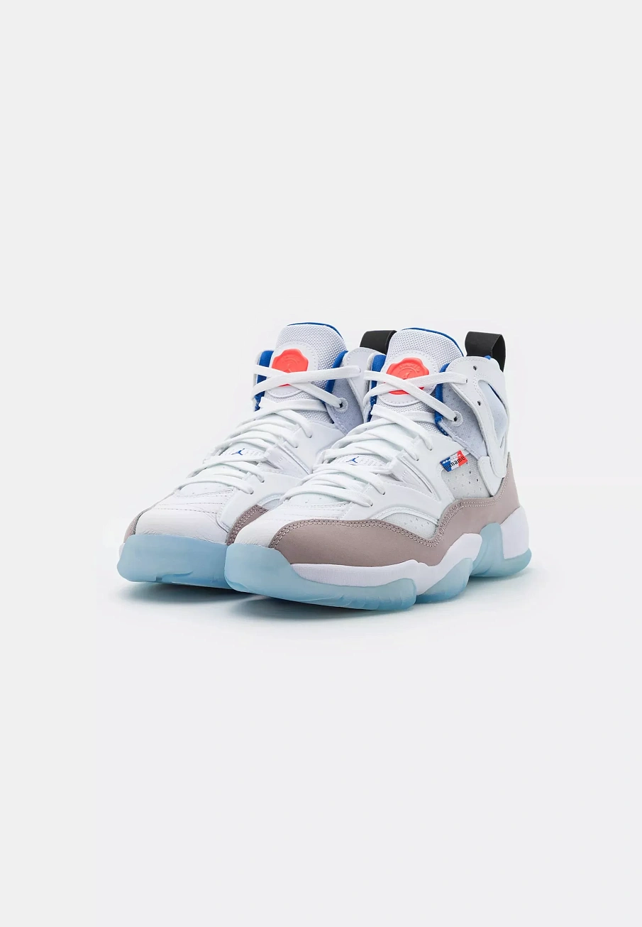 Фото № 3 с приближением к товару «‎JUMPMAN TWO TREY PSG»