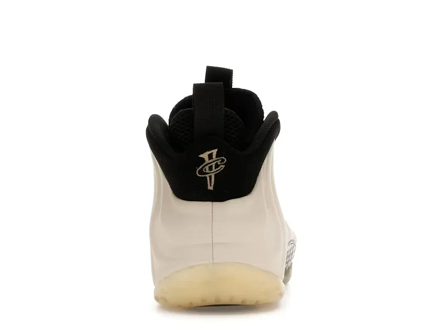 Фото № 4 с приближением к товару «‎Nike Air Foamposite One»
