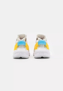 Фото № 3 с приближением к товару «‎AIR HUARACHE COS»