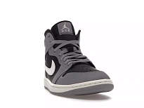Фото № 3 с приближением к товару «‎Jordan 1 Mid Cement Grey »