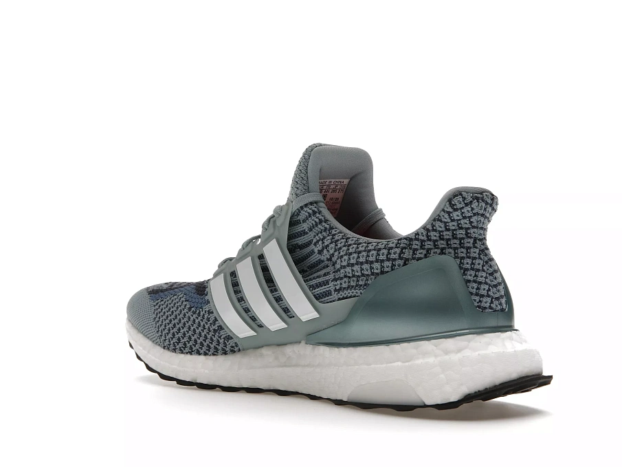 Фото № 4 с приближением к товару «‎adidas Ultra Boost 5.0 DNA Magic Grey Shadow Navy»