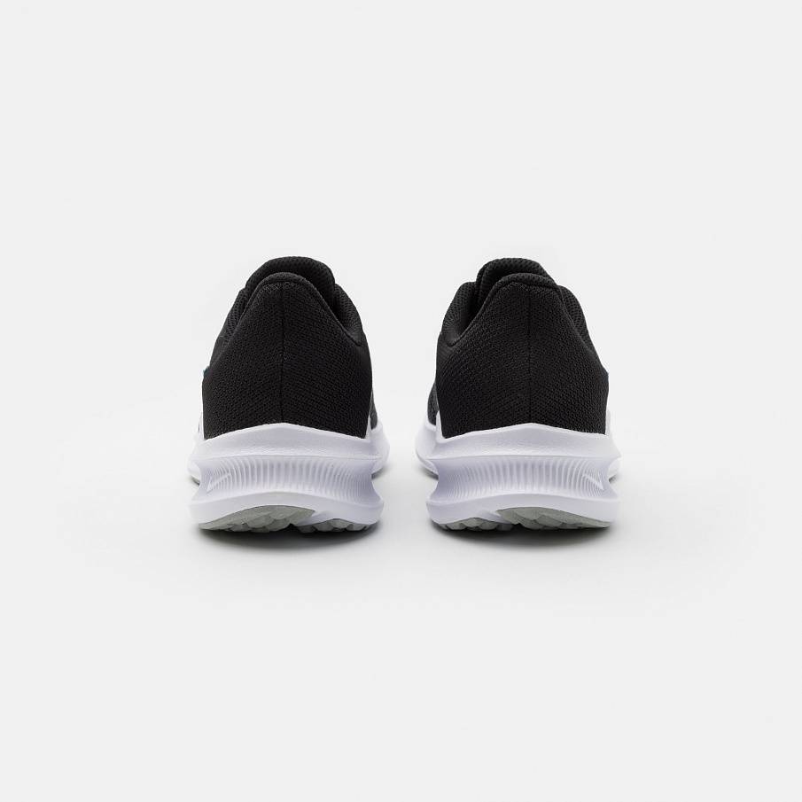 Фото № 3 с приближением к товару «‎Nike Downshifter »