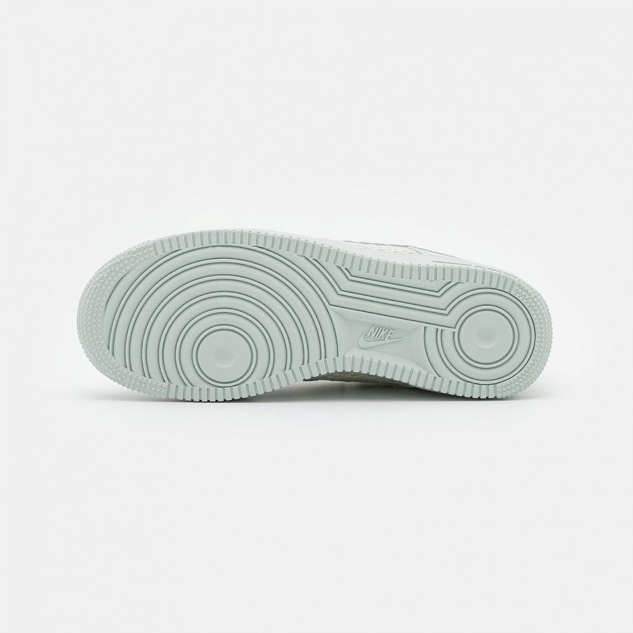Фото № 5 с приближением к товару «‎Nike Air Force 1 »
