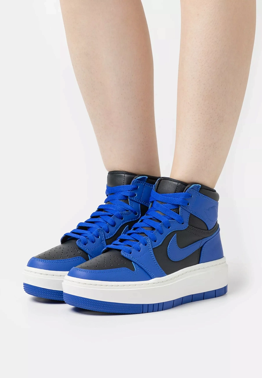 Фото № 1 с приближением к товару «‎AIR JORDAN 1 ELEVATE MID»