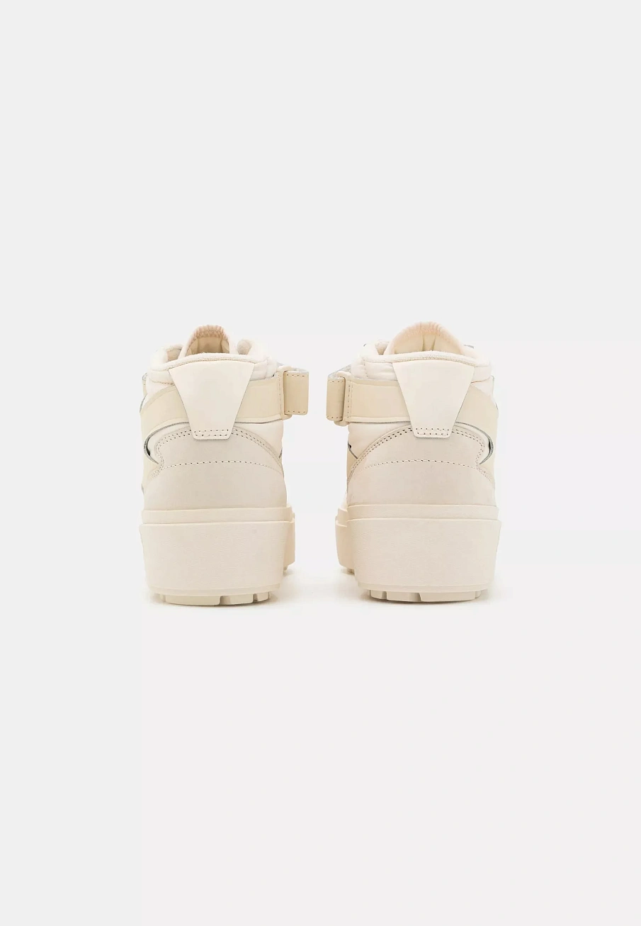 Фото № 3 с приближением к товару «‎FORUM BONEGA X »