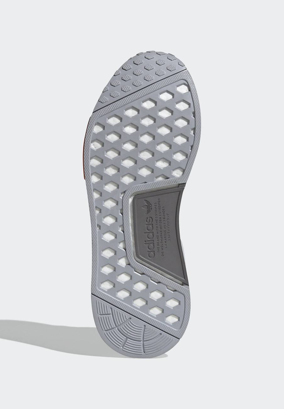 Фото № 5 с приближением к товару «‎Adidas Nmd_r1 »