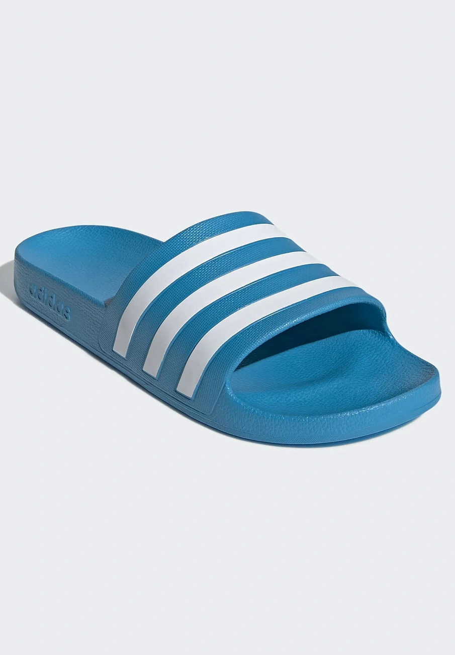 Фото № 3 с приближением к товару «‎ADILETTE AQUA»