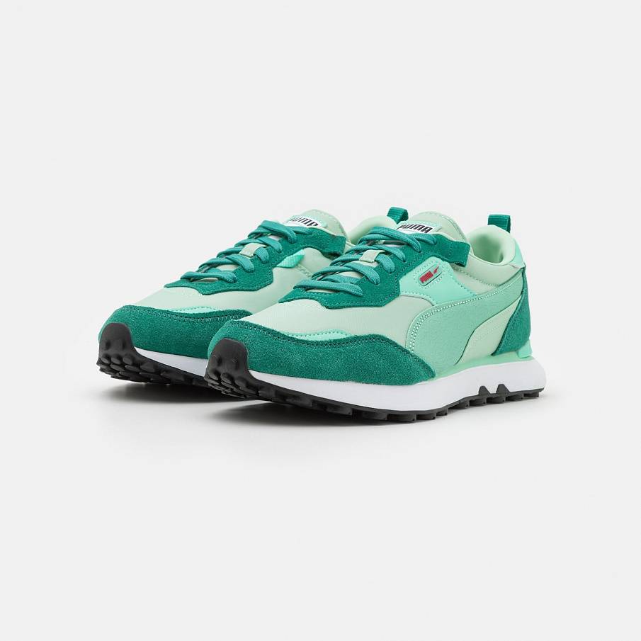 Фото № 2 с приближением к товару «‎Puma Rider Bulbasaur »