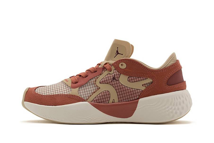 Фото № 2 с приближением к товару «‎Jordan Brand Jordan Delta 3 Wmns «canyon »