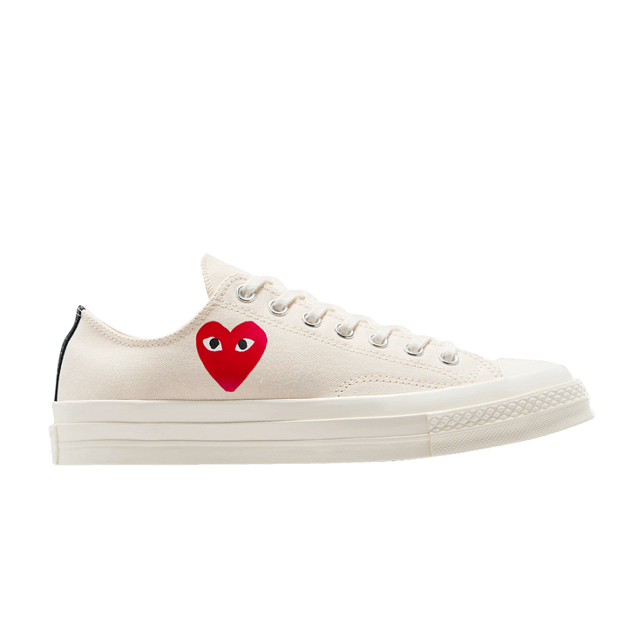 Фото № 1 с приближением к товару «‎Comme des Garçons PLAY x Converse Chuck 70 Low Single Heart - Milk»