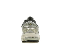 Фото № 4 с приближением к товару «‎New Balance 860v2»