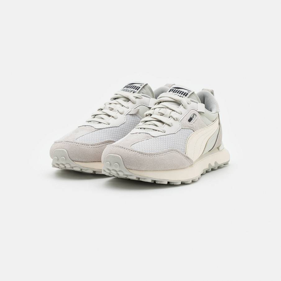 Фото № 2 с приближением к товару «‎Puma Rider Block »