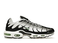 Фото № 1 с приближением к товару «‎Nike Air Max Plus White Black Mint Green»