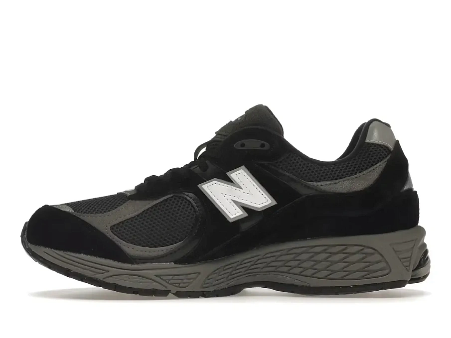 Фото № 3 с приближением к товару «‎New Balance 2002R»