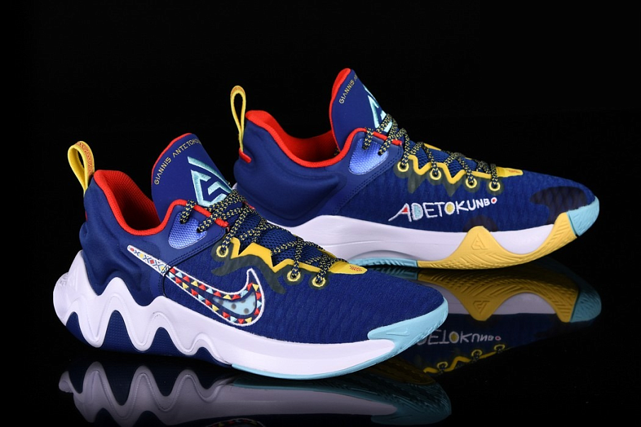 Фото № 2 с приближением к товару «‎Nike Giannis Immortality African Tribal Details »