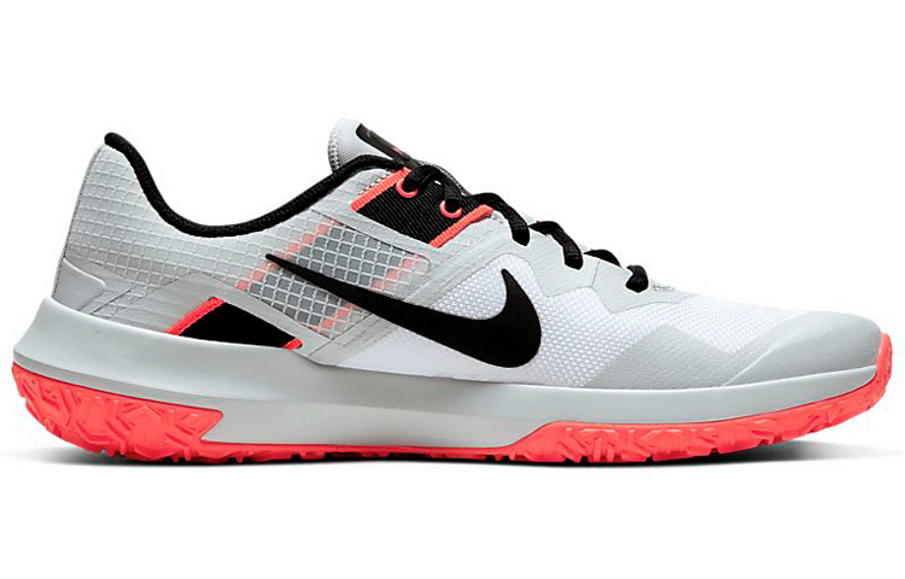 Фото № 2 с приближением к товару «‎Nike Varsity Compete TR 3 BlackGreyRed»