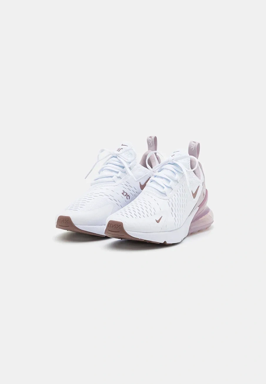 Фото № 2 с приближением к товару «‎AIR MAX 270»