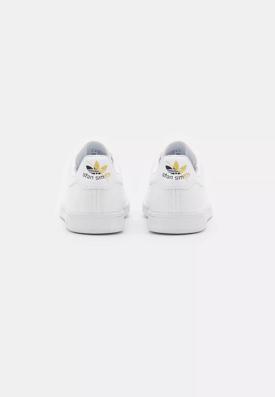 Фото № 4 с приближением к товару «‎STAN SMITH »