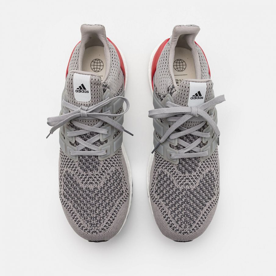 Фото № 4 с приближением к товару «‎Adidas Ultraboost 1.0 »