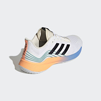 Фото № 4 с приближением к товару «‎Adidas Novaflight»