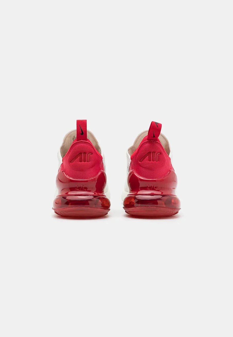 Фото № 3 с приближением к товару «‎AIR MAX 270»