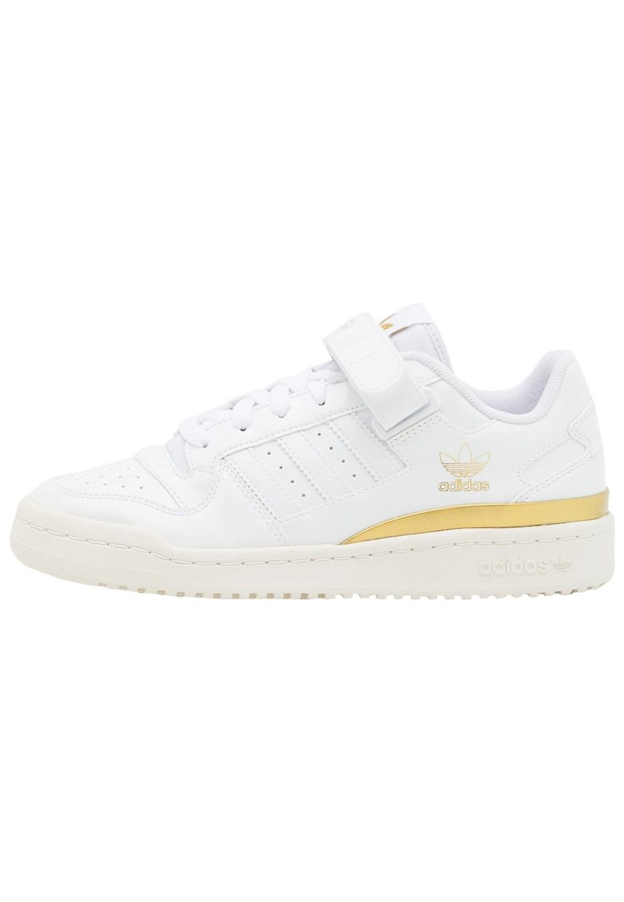 Фото № 1 с приближением к товару «‎Adidas Forum »