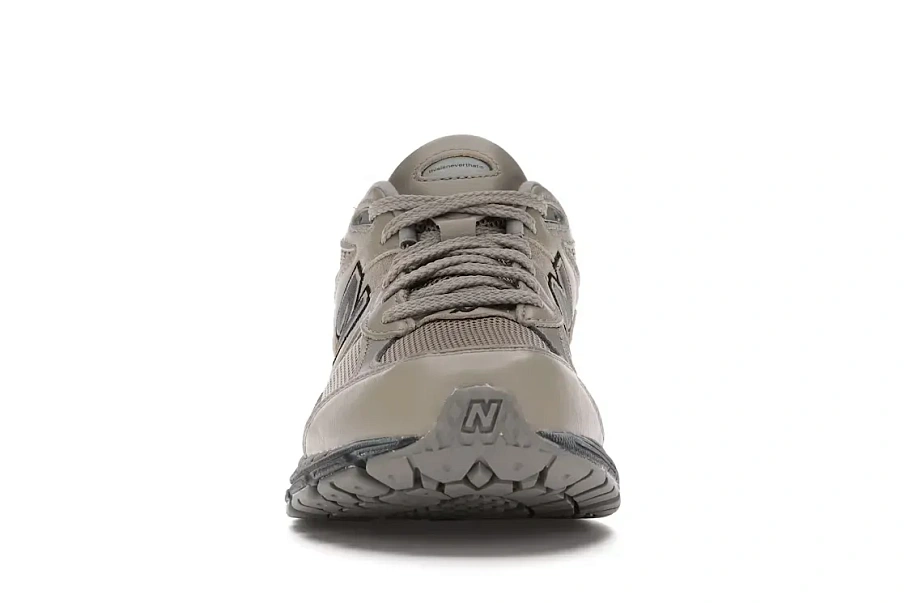 Фото № 2 с приближением к товару «‎New Balance 2002R»