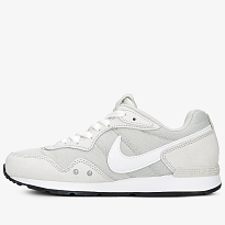 Фото № 3 с приближением к товару «‎Nike Wmns Venture Runner 'Light Bone'»
