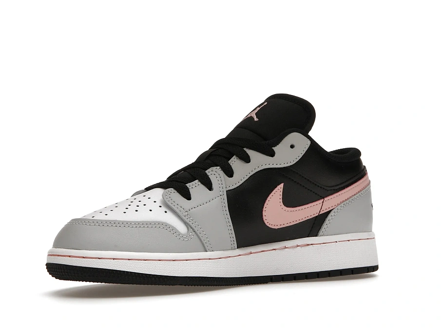 Фото № 4 с приближением к товару «‎Jordan 1 Low Black Grey Pink »