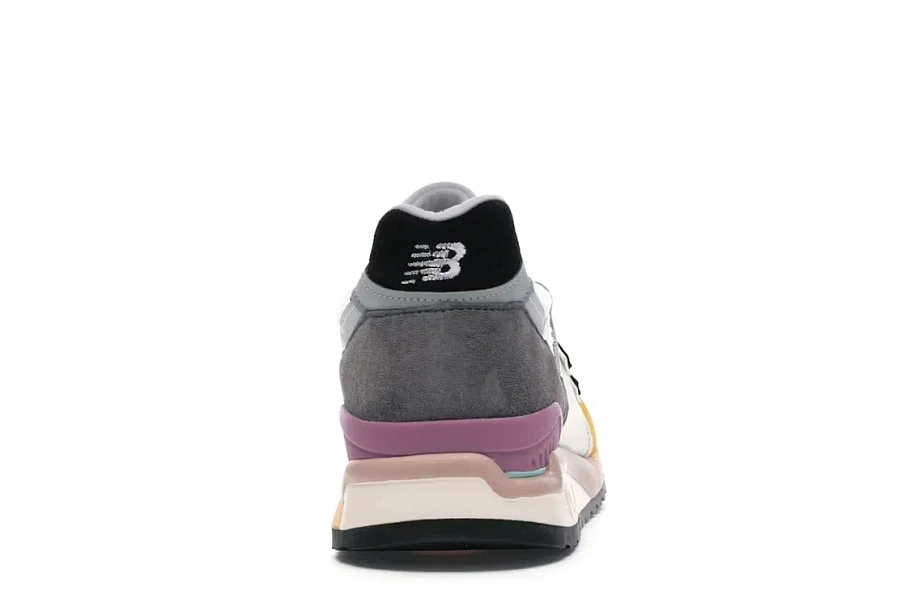 Фото № 4 с приближением к товару «‎New Balance 998»