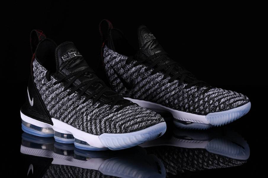 Фото № 2 с приближением к товару «‎Nike Lebron 16 Oreo»