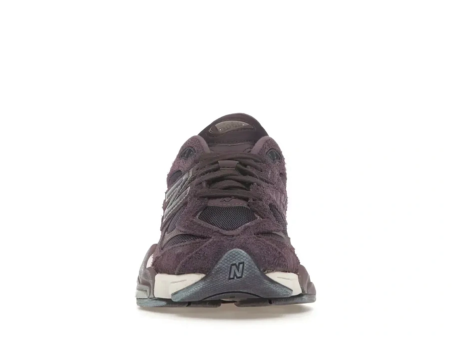 Фото № 2 с приближением к товару «‎New Balance 9060»
