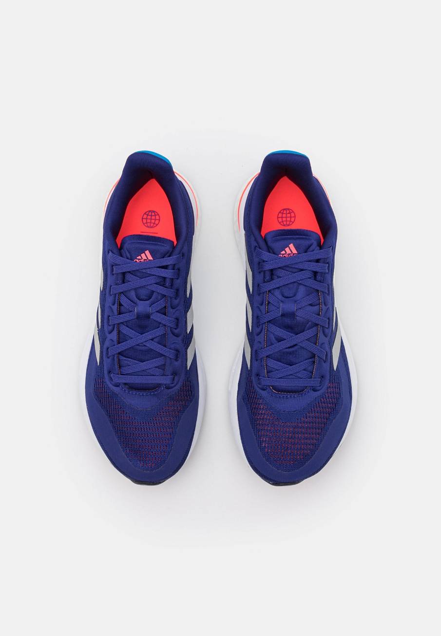 Фото № 4 с приближением к товару «‎Adidas Supernova»