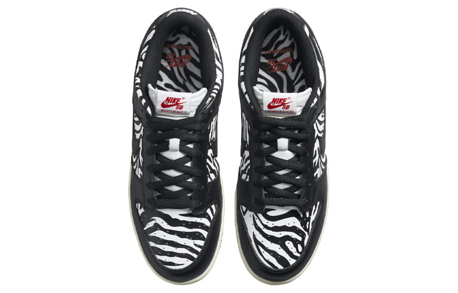 Фото № 4 с приближением к товару «‎Quartersnacks x Nike SB Dunk Low " Zebra" BlackWhite»