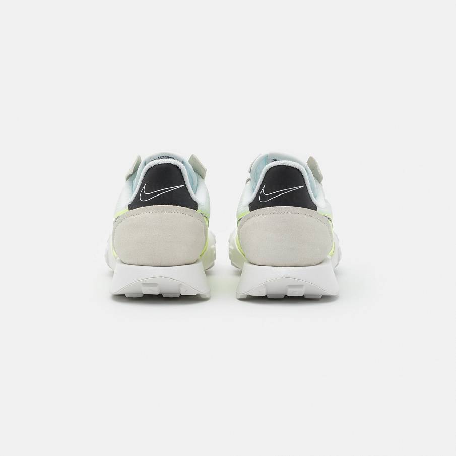Фото № 5 с приближением к товару «‎Nike Waffle Racer »