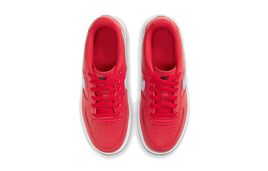 Фото № 4 с приближением к товару «‎Nike Air Force 1 Low GS 'University Red'»