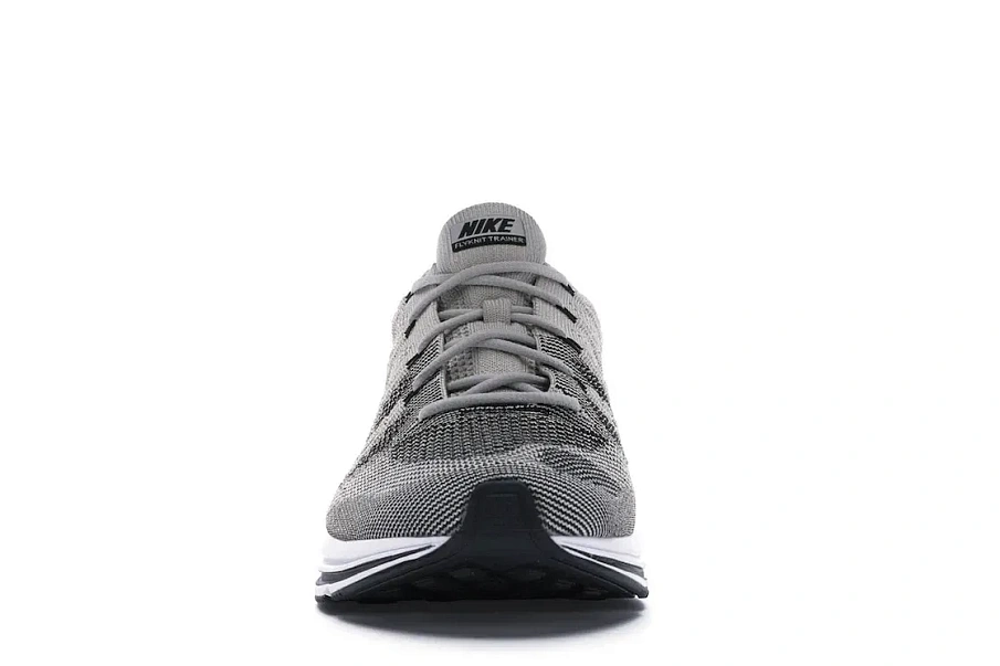 Фото № 2 с приближением к товару «‎Nike Flyknit Trainer Pale Grey»