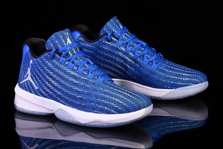 Фото № 1 с приближением к товару «‎Nike Air Jordan B. Fly Soar »
