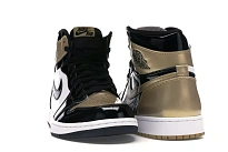 Фото № 2 с приближением к товару «‎Jordan 1 Retro High Gold Top 3»