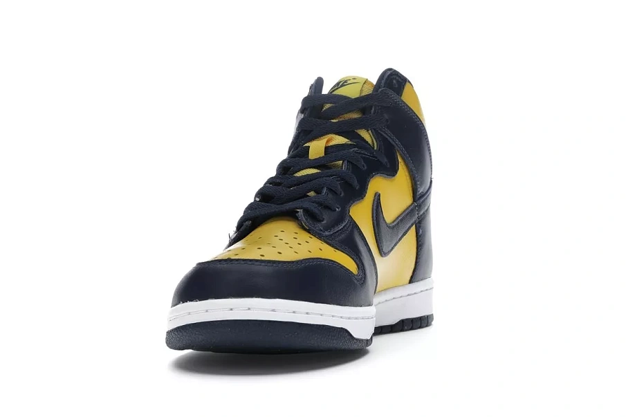 Фото № 2 с приближением к товару «‎Nike Dunk High Michigan (2020)»