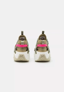 Фото № 2 с приближением к товару «‎AIR HUARACHE»