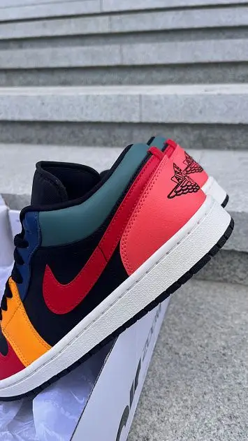 Air Jordan 1 Low Black Multicolor - 3