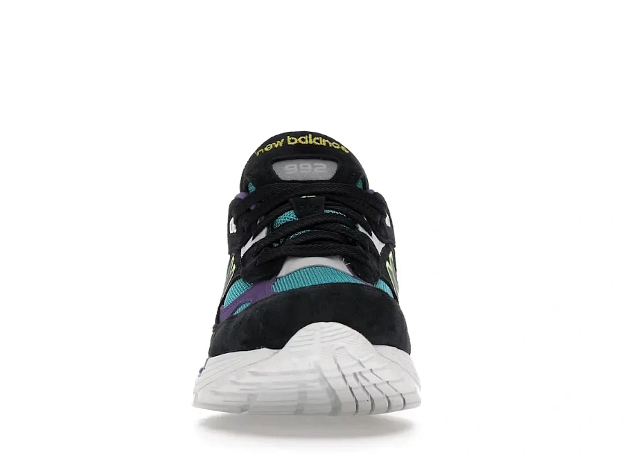 Фото № 2 с приближением к товару «‎New Balance 992»