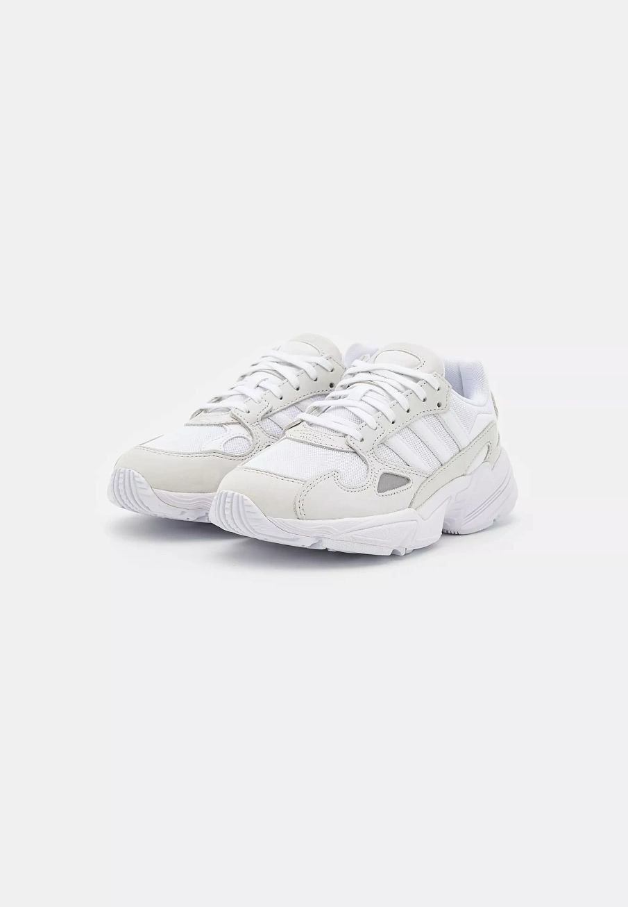 Фото № 3 с приближением к товару «‎Кроссовки Adidas spad111a2bj-a11-n»